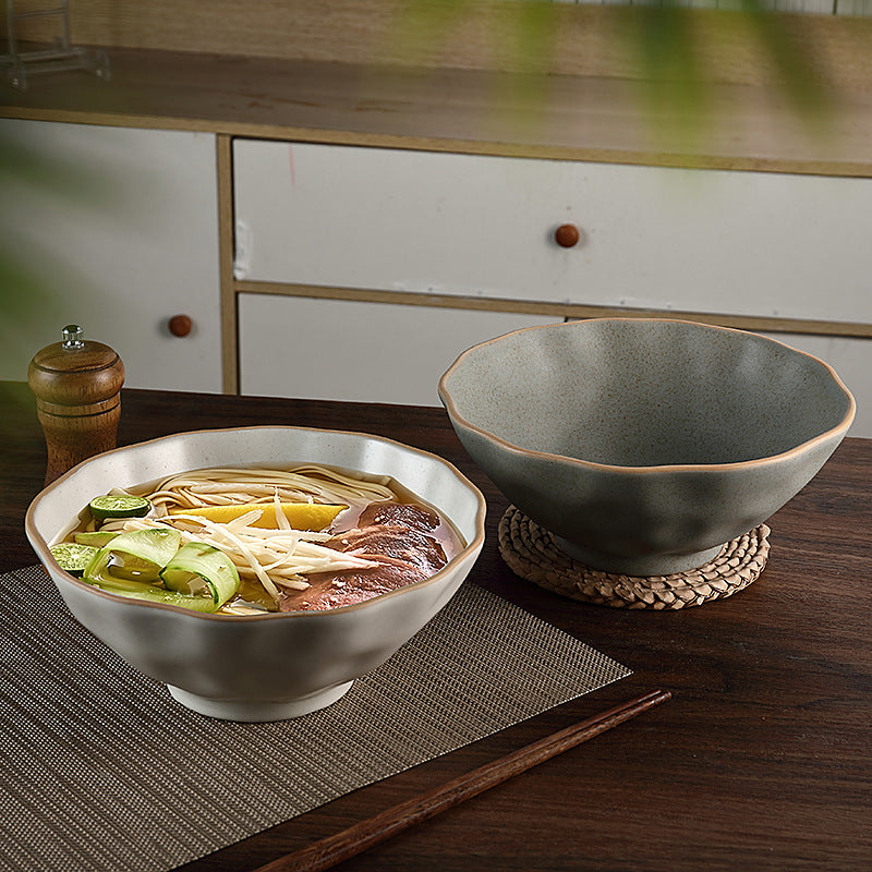 4-Piece Plate Set – 8 Inch & 9 Inch Combination, Two Sizes with Random Colors, Durable Dinnerware for Home and Parties